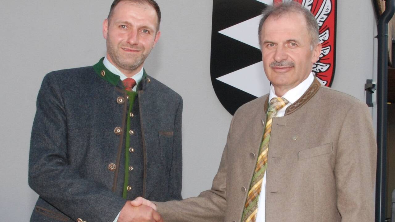 Bgm. Peter Perner (rechts) mit Vize Georg Bogensperger. Bgm. Peter Perner (rechts) mit Vize Georg Bogensperger.