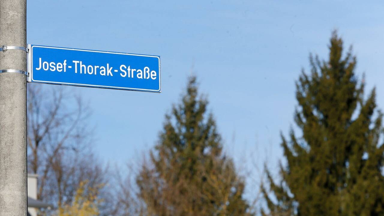 Die Thorak-Straße im Stadtteil Aigen gab immer wieder Anlass zur Diskussion. Ob diese Straße nun umbenannt werden soll, ist offen. Eine Straße wird nun aber für ein Pilotprojekt ausgewählt.  