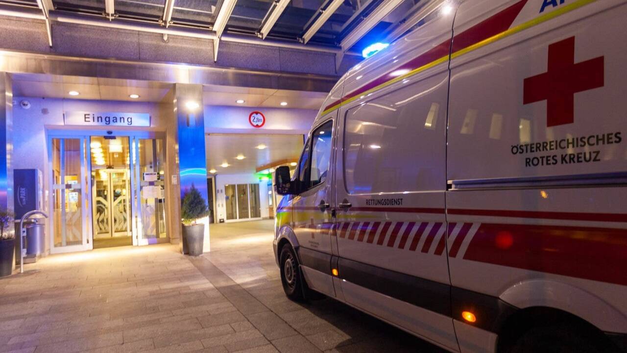 Immer öfter werden Psychiatriepatienten im Krankenhaus mit Gurten fixiert. Je nach Bundesland unterscheiden sich die Zwangsmaßnahmen zum Teil erheblich. 