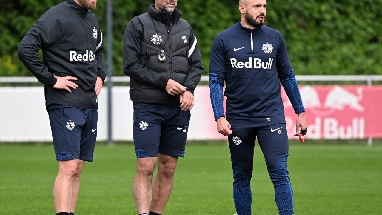 Onur Cinel leitete am Dienstag erstmals ein Training von Red Bull Salzburg.  