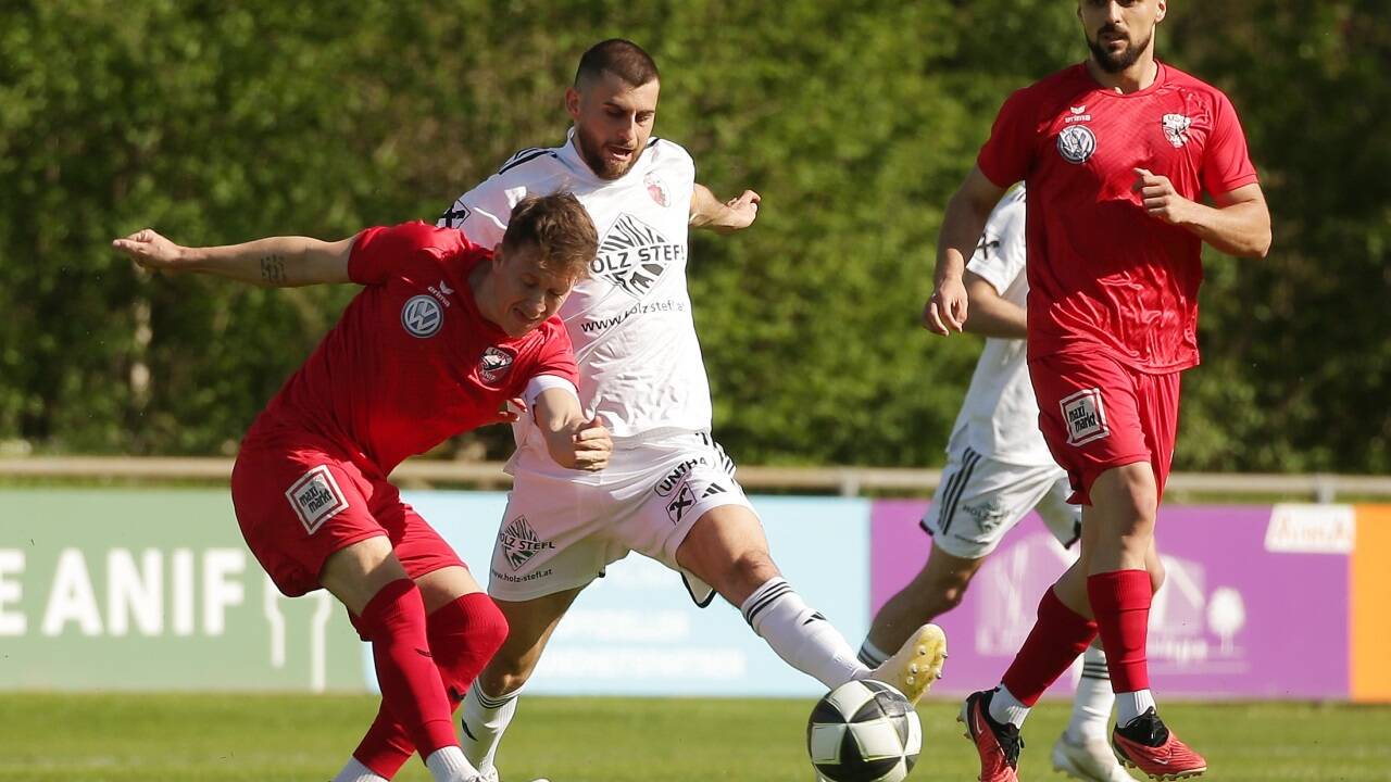 Patrick Schober (links) traf zum 1:0-Sieg. 