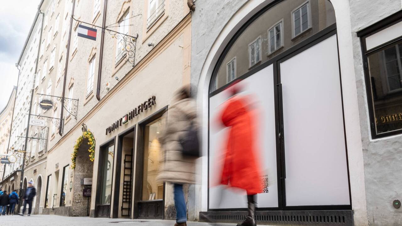 In der Getreidegasse sind zahlreiche Leerstände inzwischen Teil des Stadtbildes. 