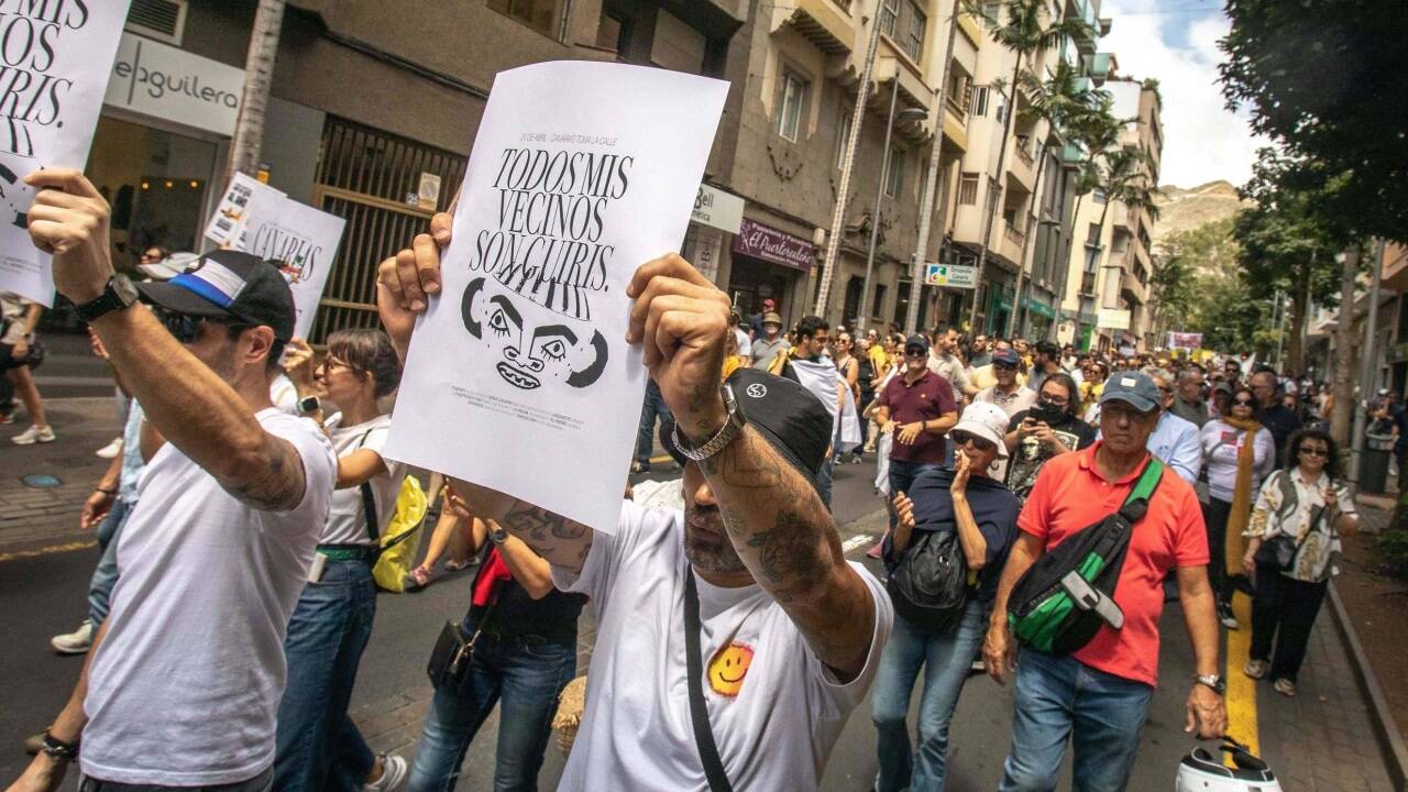 Tausende gingen auf Teneriffa auf die Stra§en 