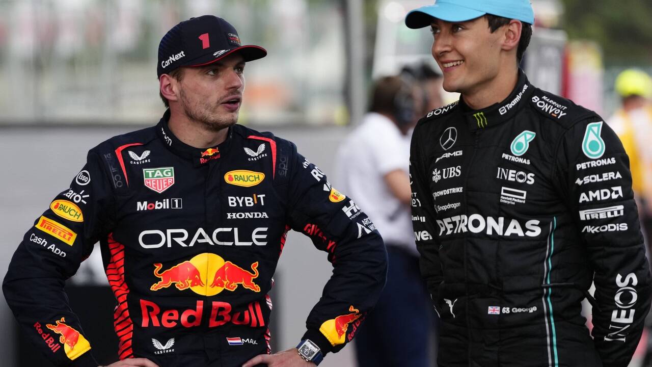 Wird Max Verstappen (l.) neuer Teamkollege von George Russell bei Mercedes? Wird Max Verstappen (l.) neuer Teamkollege von George Russell bei Mercedes?