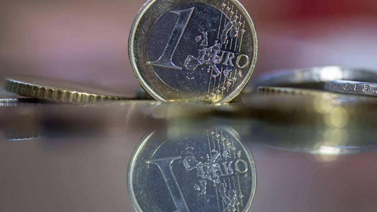 Viele Haushalte drehen derzeit jeden Euro zweimal um 