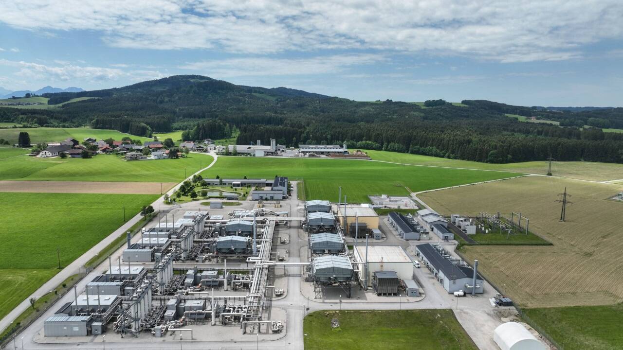 Mit dem großen Gasspeicher in Haidach (Bild) und weiteren Anlagen sieht sich Straßwalchen schon genug belastet. 