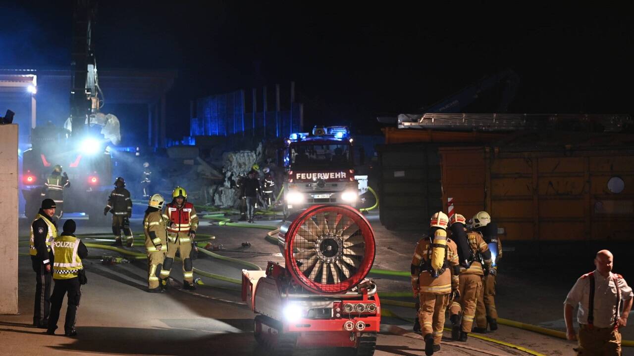 Brand in Entsorgungsbetrieb Höller in St. Johann. 