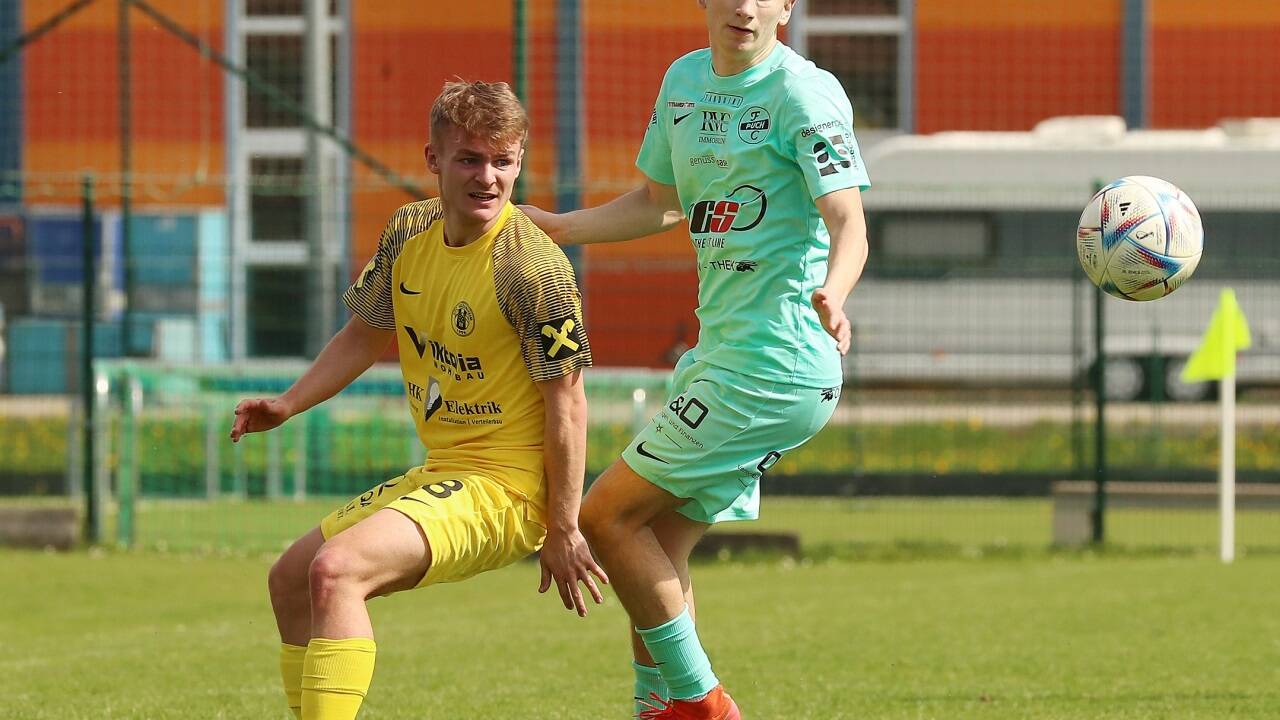 Siezenheims Philipp Sturm (links) zählt zu den besten Spielern im Salzburger Unterhaus. 