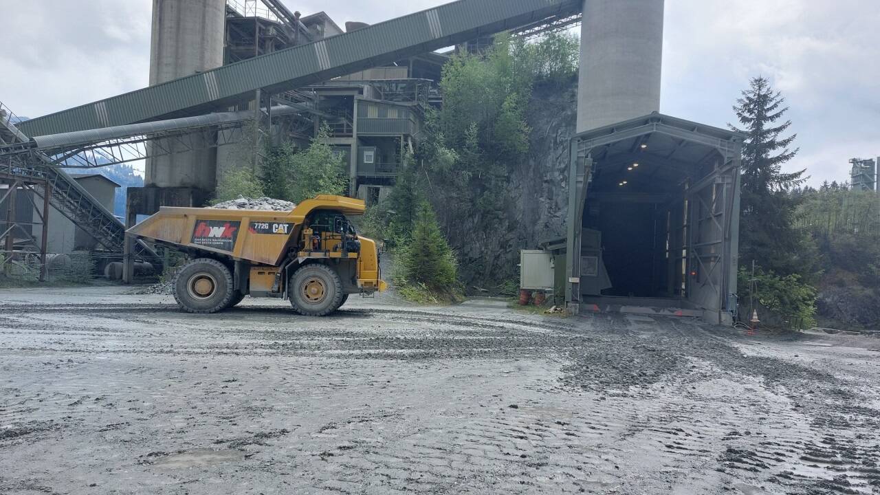 Die Aufbereitungsanlage der Hartsteinwerke Kitzbühel in Oberndorf. 