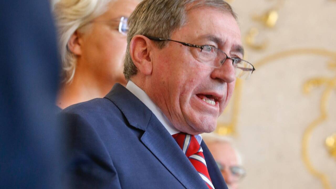 Heinz Schaden bei seiner Rücktrittserklärung am Montagvormittag.  