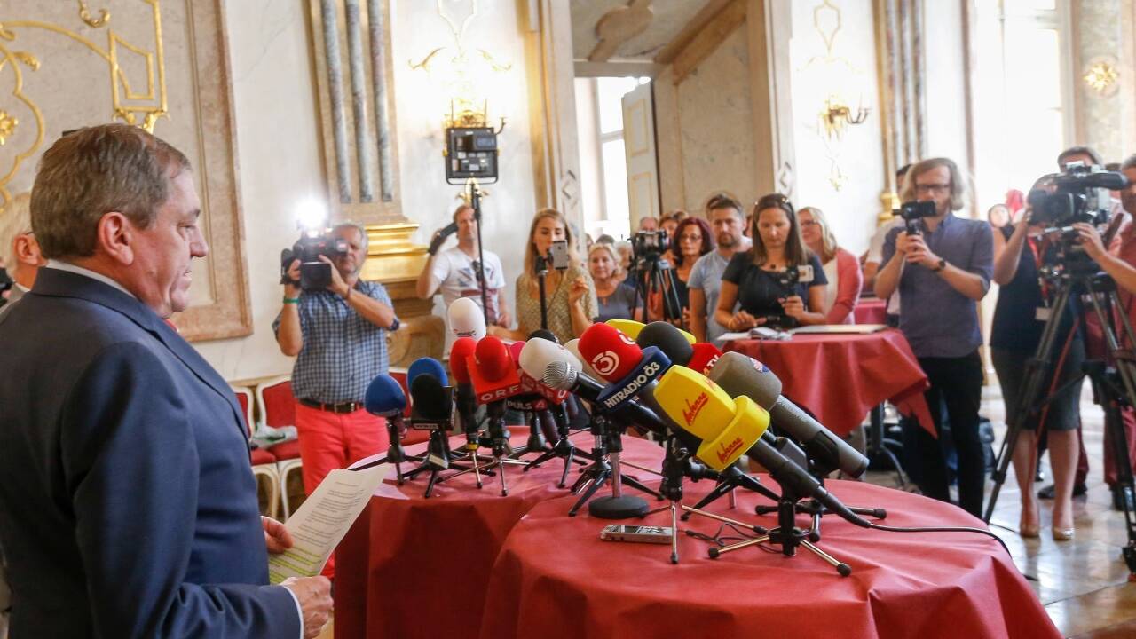 Heinz Schaden bei seiner Rücktrittserklärung am Montagvormittag.  