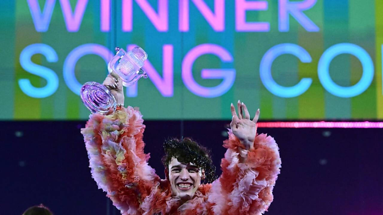 Nemo feiert den ESC-Triumph von Malmö 