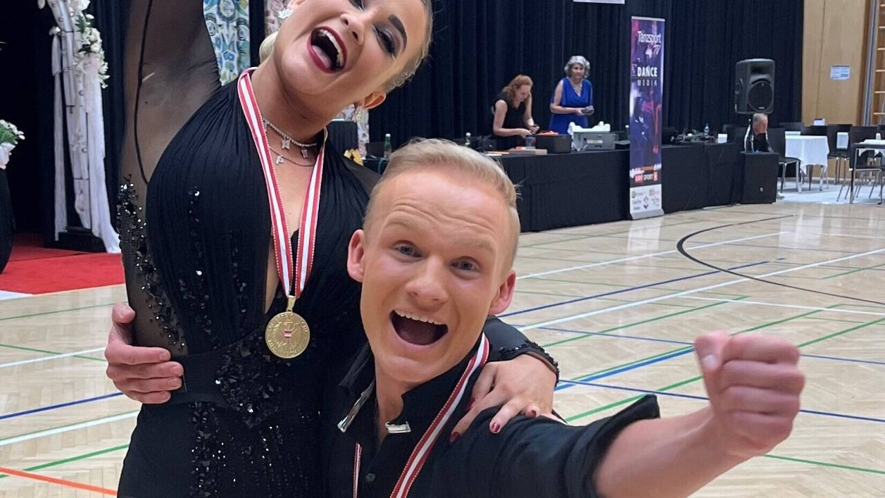 Dora Czseloszki und Johannes Keil gewannen die A-Klasse. 