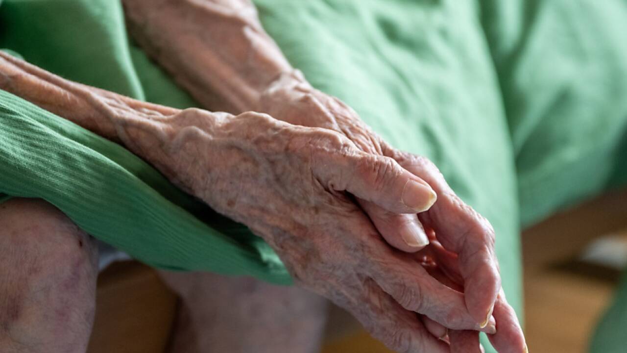 Im Vergleich zum Vorjahr gibt es 2,8 Prozent mehr Pflegegeldbezieher 