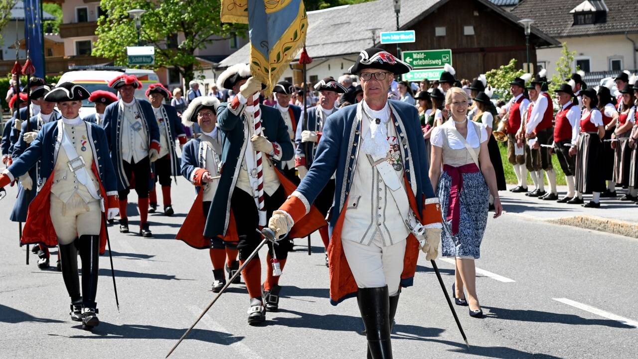 Die Bürgergarde der Stadt Salzburg rückte an.  