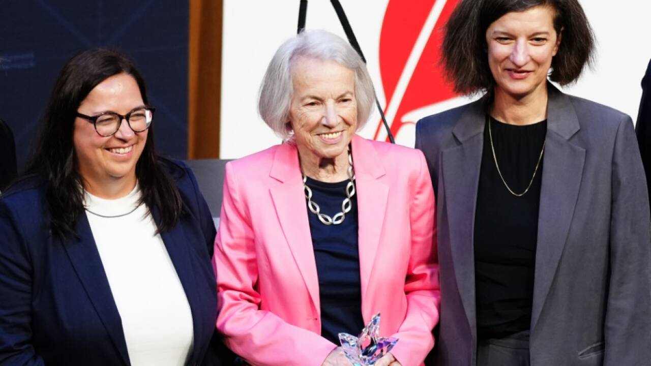 Nicole Kampl, Anneliese Rohrer und Colette M. Schmidt wurden prämiert 