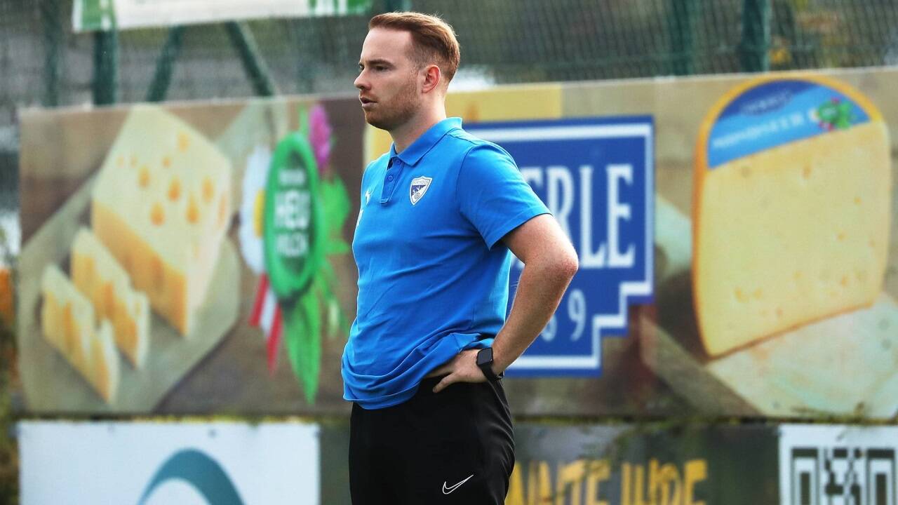 Bürmoos-Trainer Daniel Buhacek steht unter Druck. 