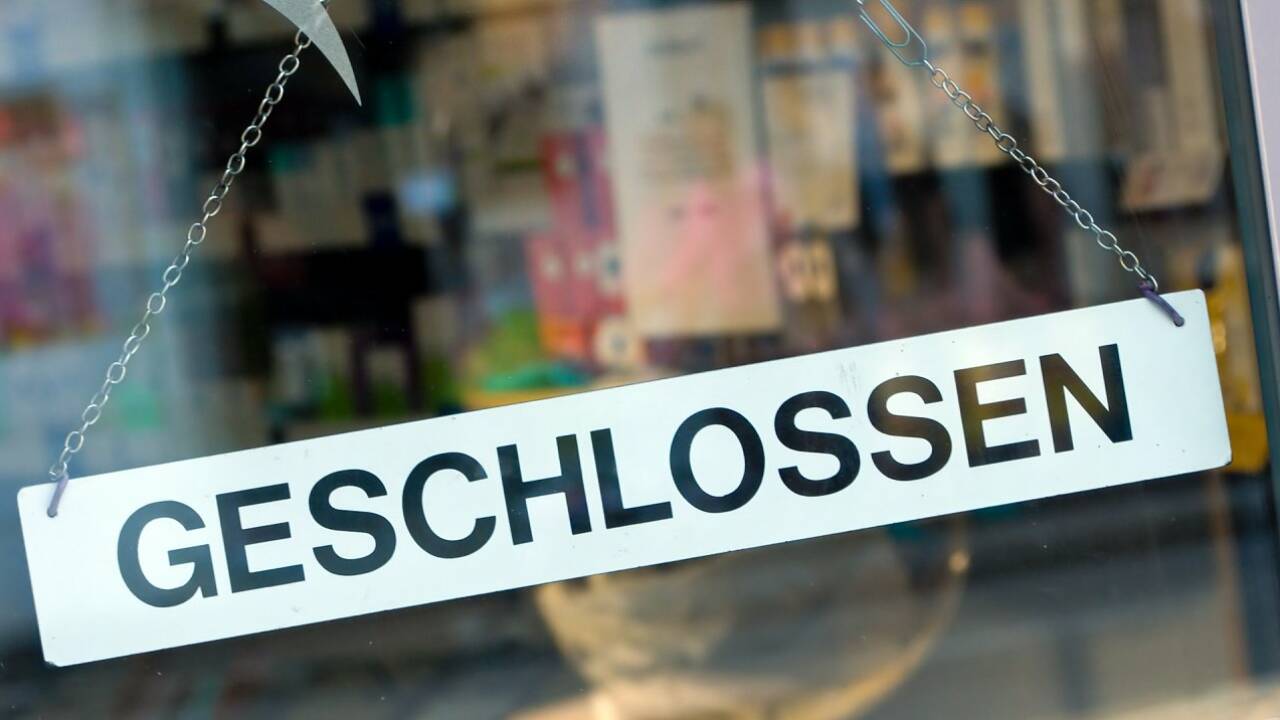 Das Einzige, was wir hab'n, ist geschlossen Das Einzige, was wir hab'n, ist geschlossen