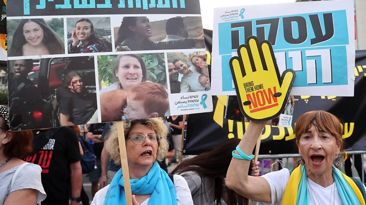 Tausende Demonstranten fordern in Israel sofortige Geisel-Freilassung 