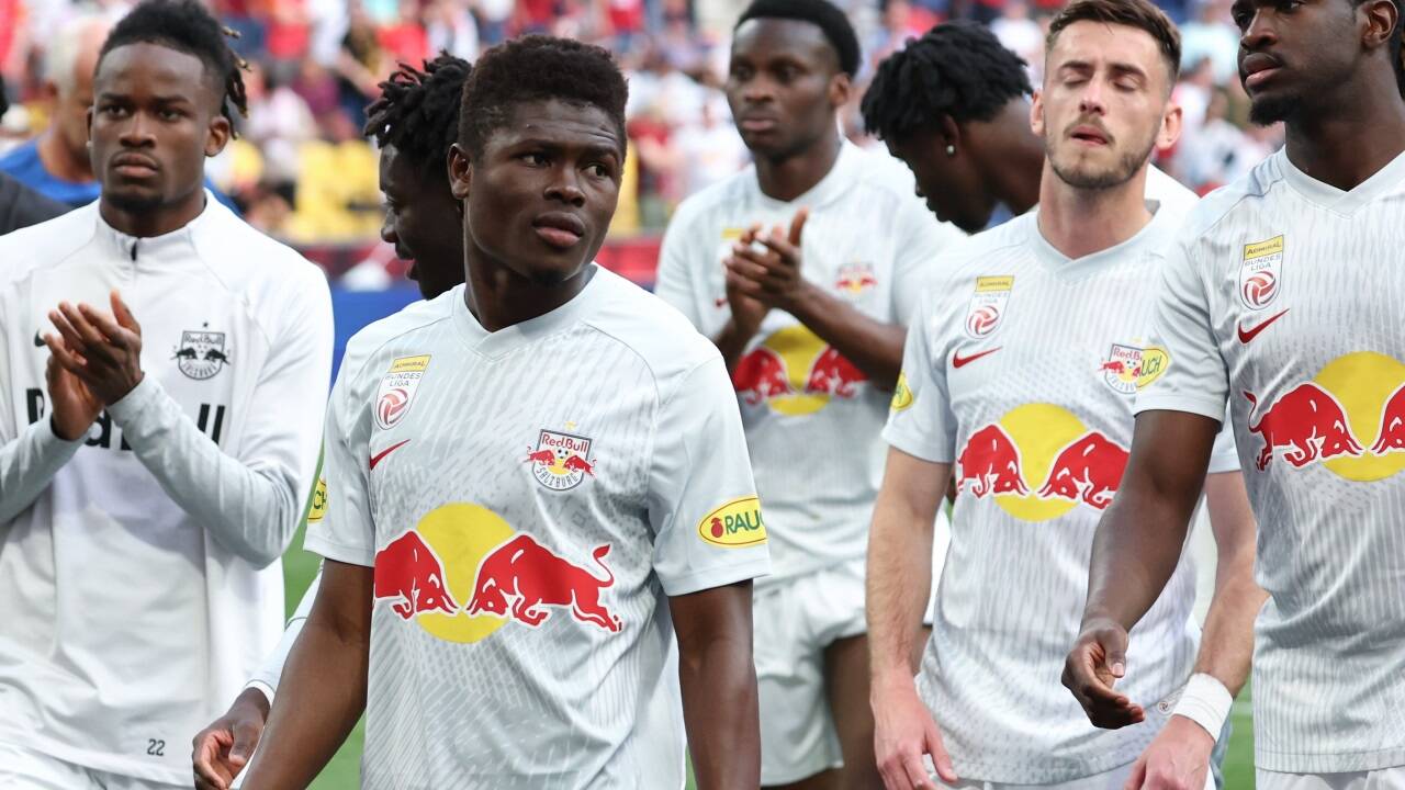 Red Bull Salzburg musste sich in der Saison 2023/24 mit dem zweiten Platz zufriedengeben.  