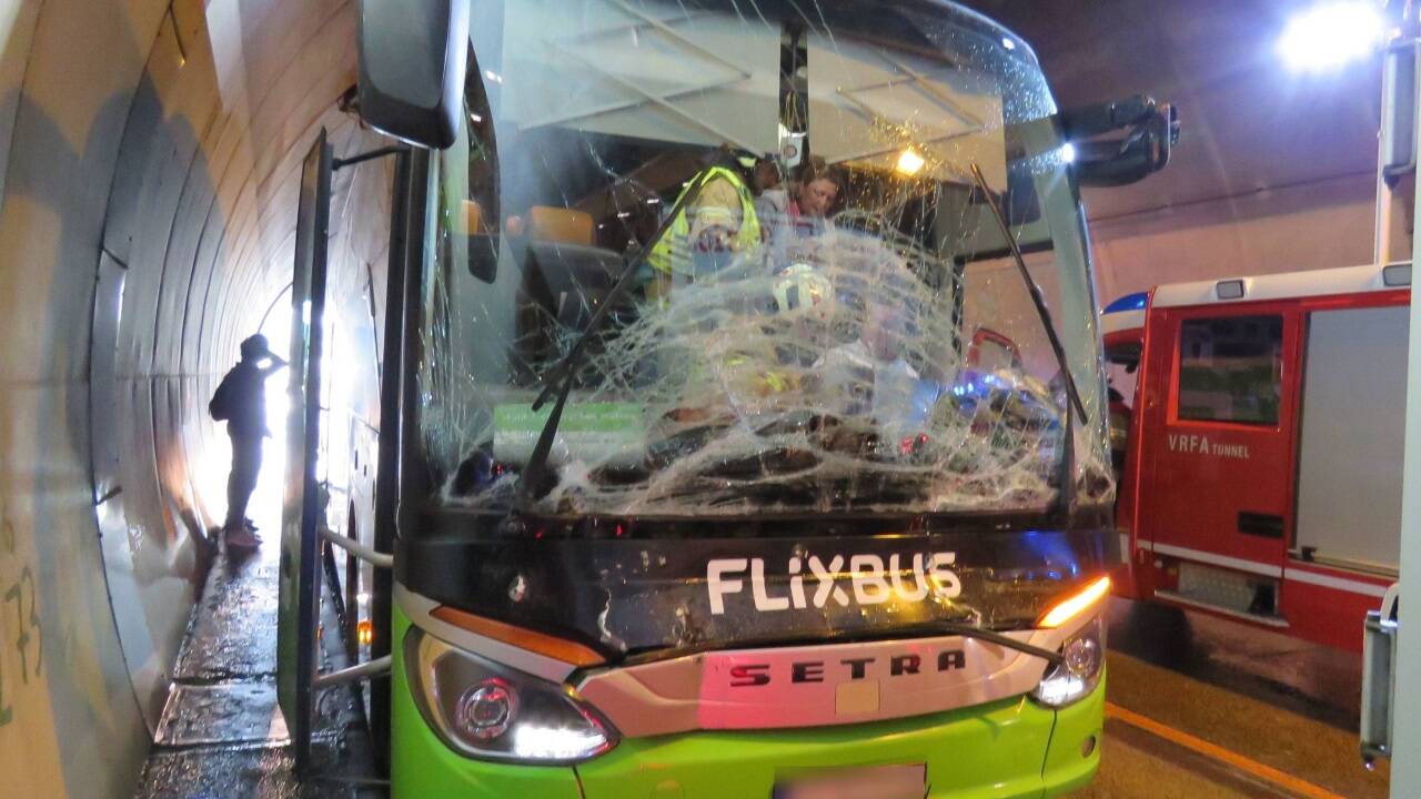 Unfall im Helbersbergtunnel. 