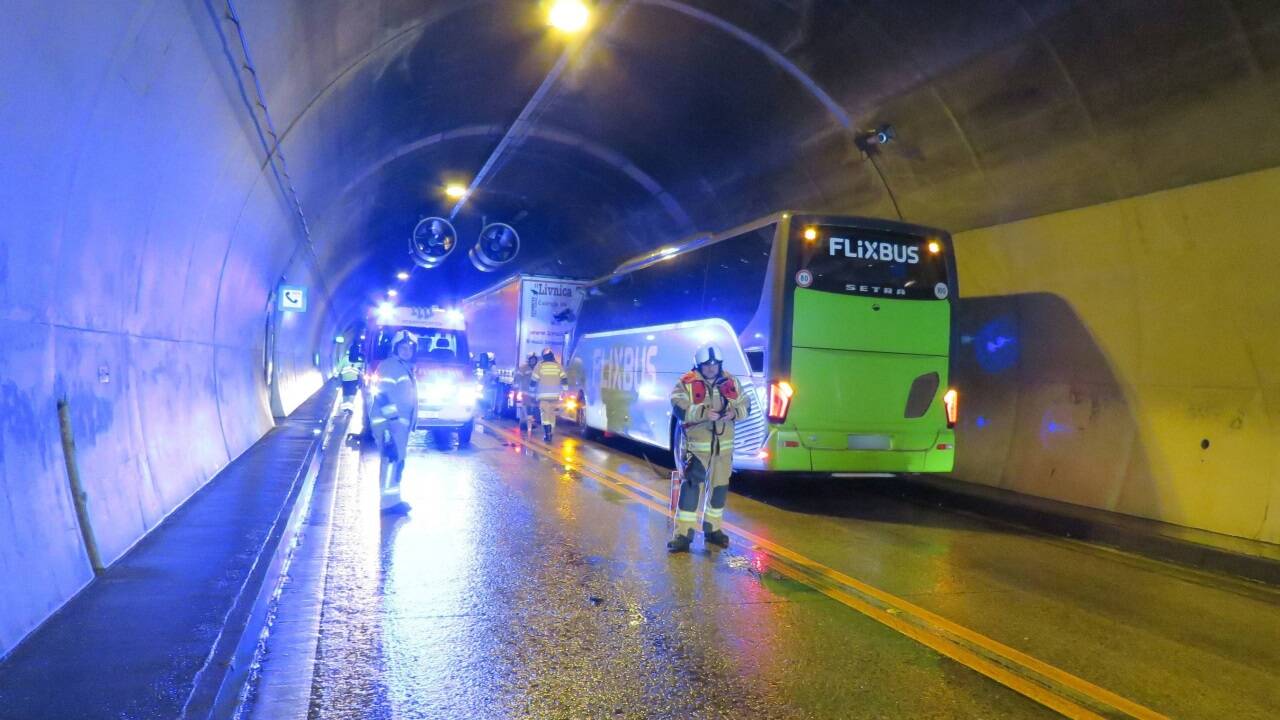Unfall im Helbersbergtunnel. 