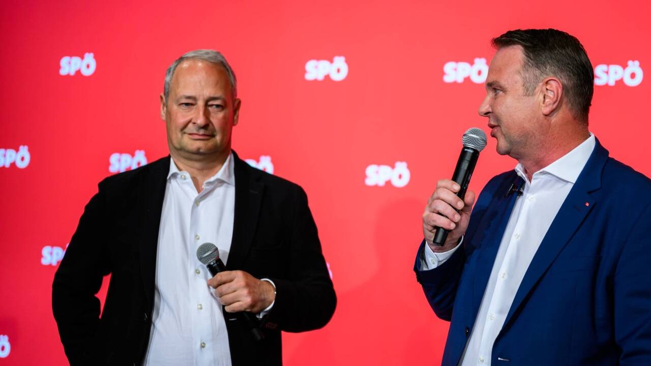 Der Babler-Effekt, sollte es einen solchen je gegeben haben, ist verpufft, ehe er noch irgendwo spürbar war. Das Bild zeigt SPÖ-Spitzenkandidat Andreas Schieder mit Parteichef Andreas Babler. 