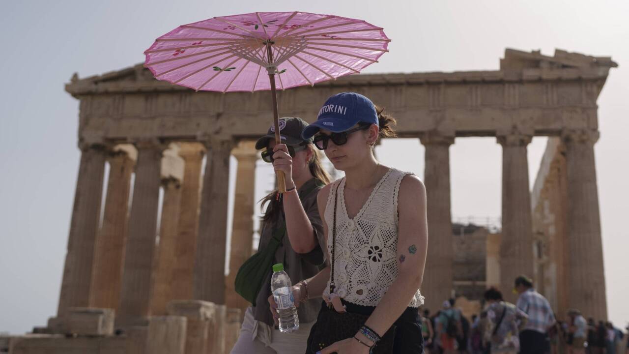 Hitzewelle in Griechenland und der Türkei: Akropolis ist während der heißen Mittagsstunden geschlossen. 
