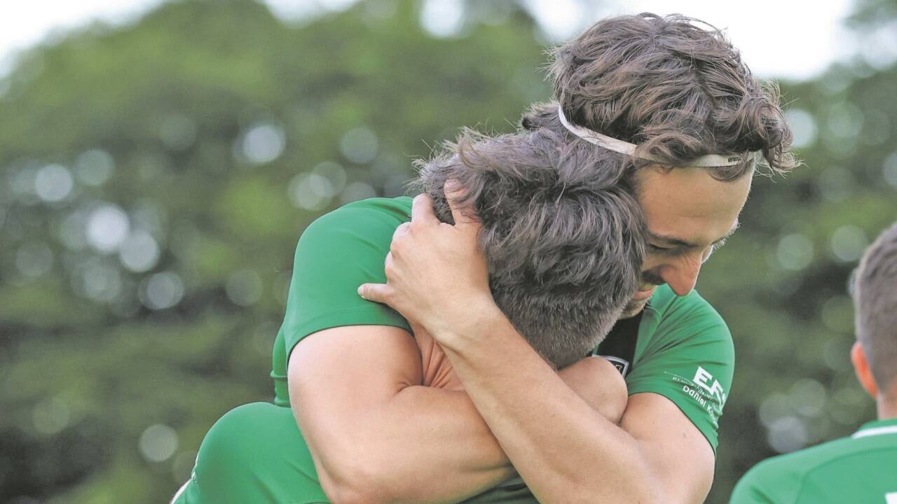 Über 20 Jahre wartete der SV Mühlbach auf einen Titel. Nun hat der Verein vom Hochkönig doppelten Grund zum Feiern. 