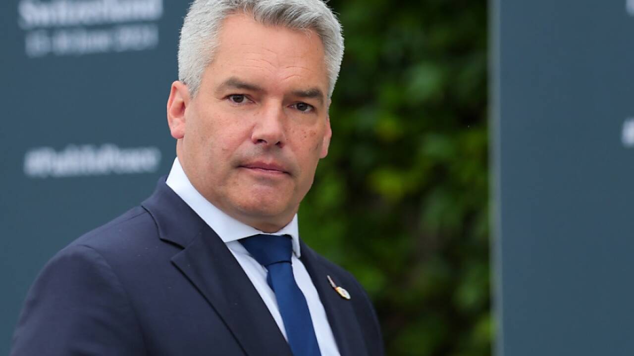 Kanzler Nehammer droht mit Klage Kanzler Nehammer droht mit Klage