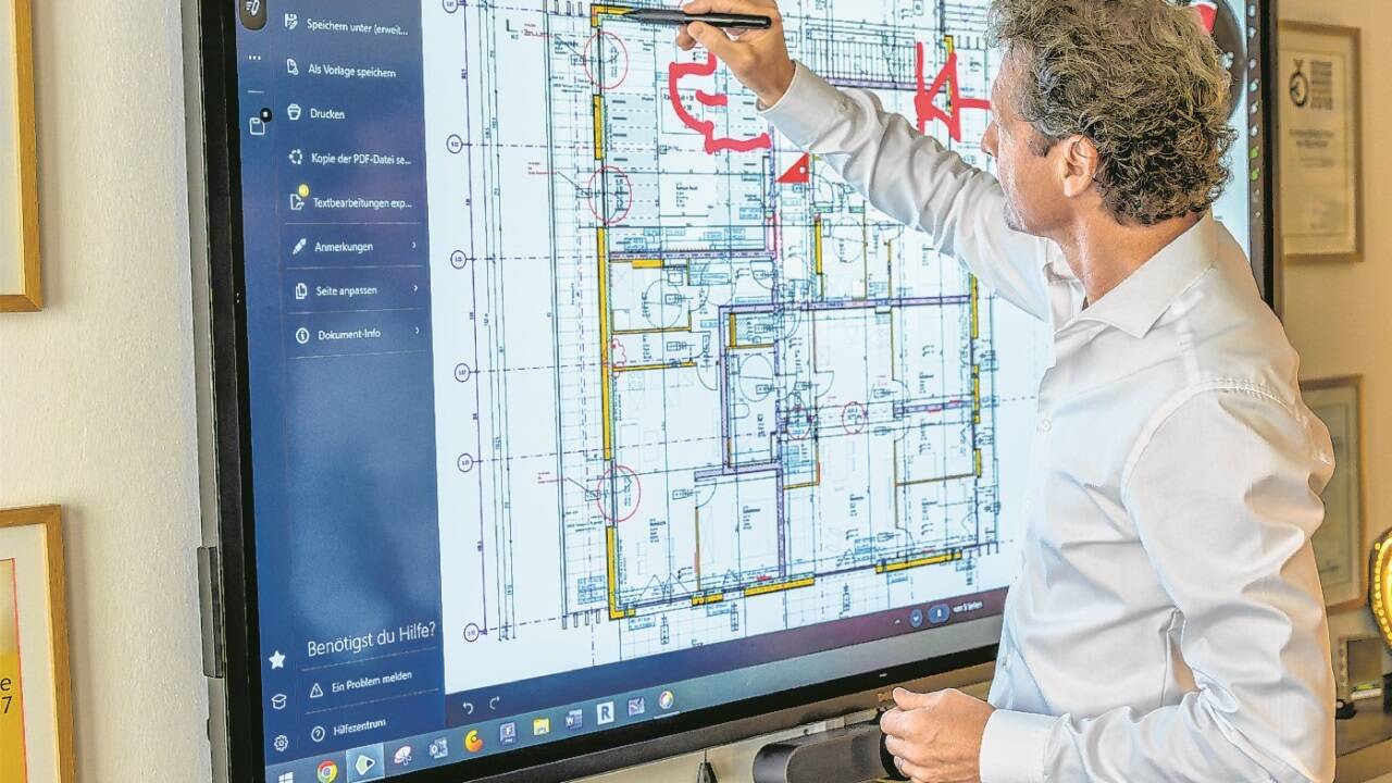Der Salzburger Architekt Michael Strobl ist beim Planen und Denken gern in Bewegung. 