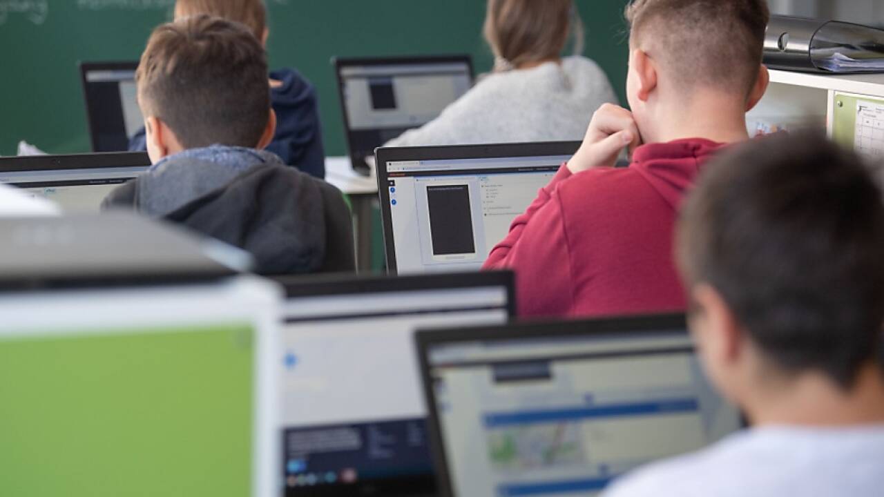 Aus VWA wird eine "Abschließende Arbeit" für Maturanten  Aus VWA wird eine 'Abschließende Arbeit' für Maturanten
