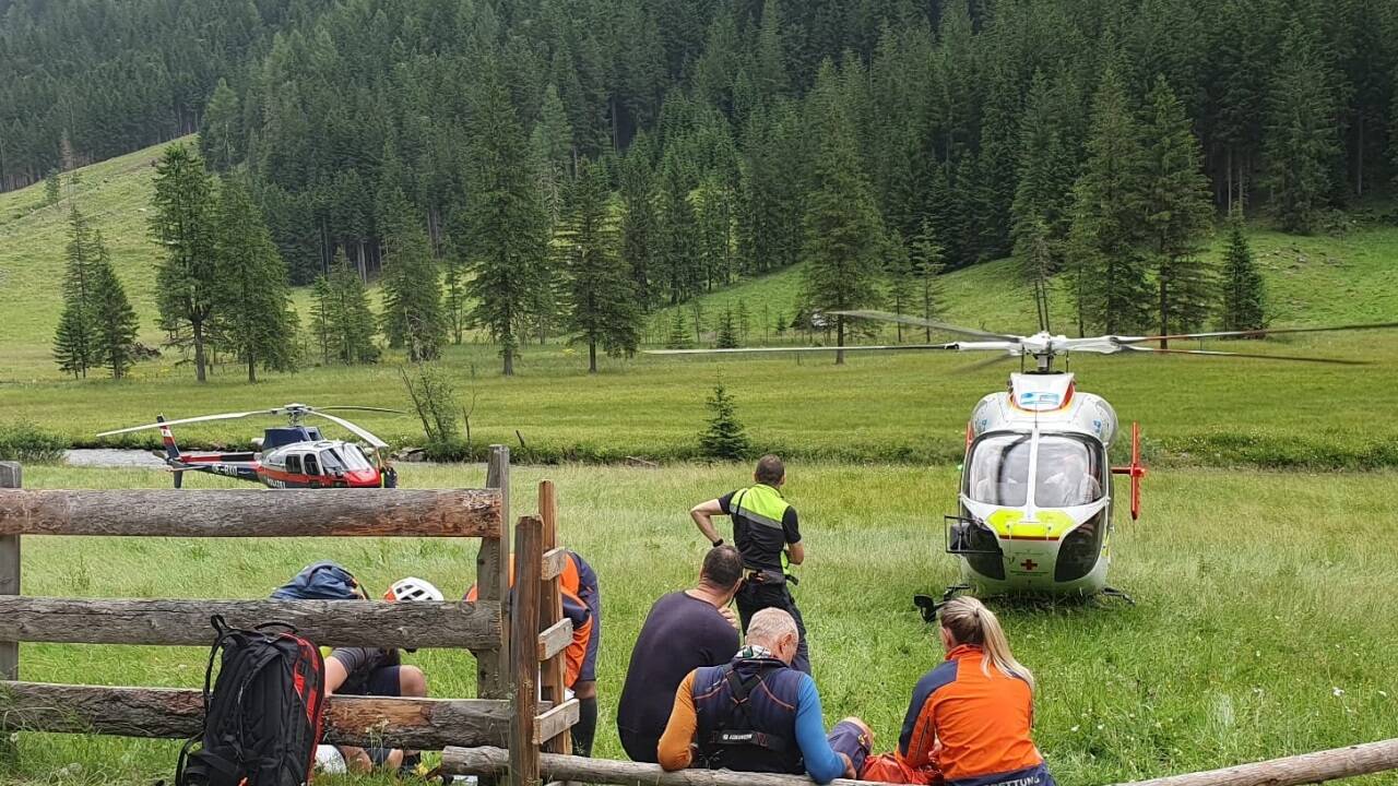 Hubschrauber im Einsatz. 