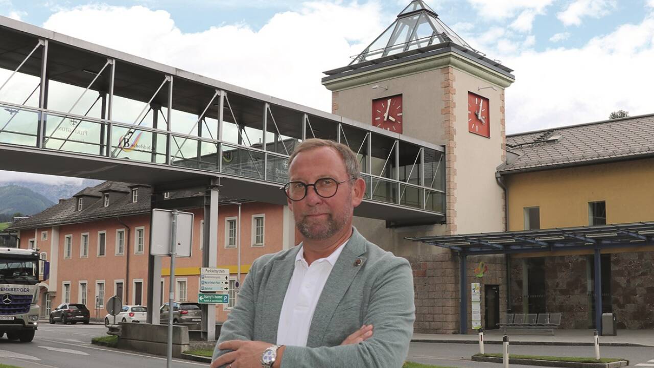 Bürgermeister Hansjörg Obinger ist überzeugt, dass sich durch die verstärkte Präsenz von Sicherheitspersonal die Lage rund um den Bahnhof rasch bessert.   Bürgermeister Hansjörg Obinger ist überzeugt, dass sich durch die verstärkte Präsenz von Sicherheitspersonal die Lage rund um den Bahnhof rasch bessert.