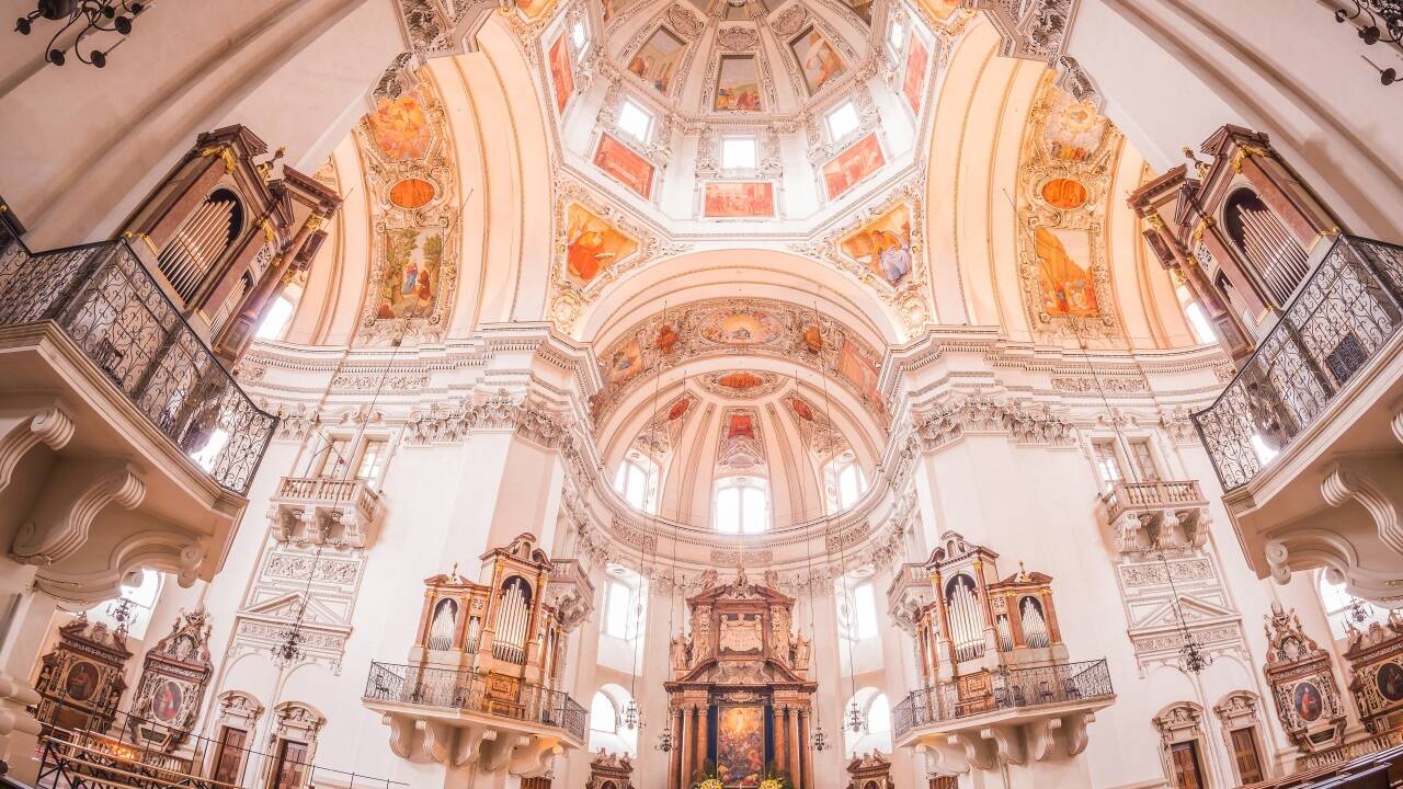 Vierung des Doms mit den Emporen für Orgel und Musiker, wie Andreas Hofer sie gekannt haben könnte.  