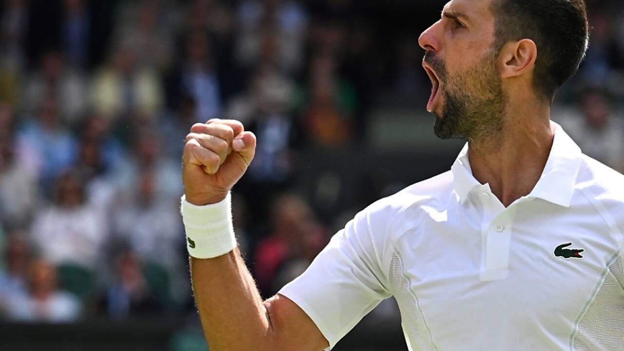 Djokovic in dritter Wimbledon-Runde 