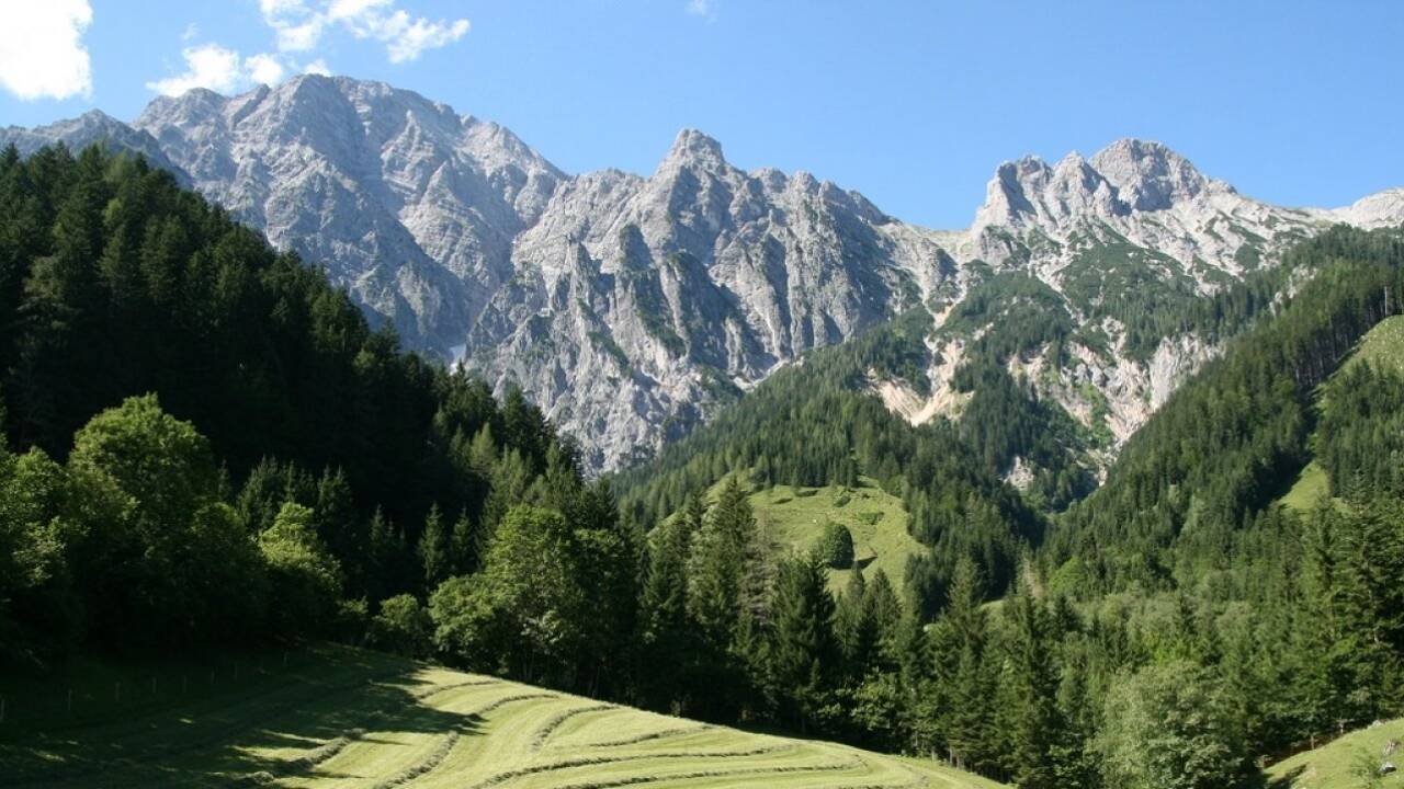 In Salzburg können Wanderer viele schöne Routen erkunden.  