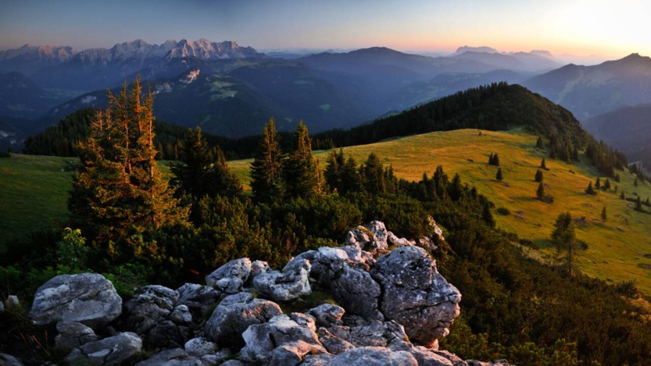 Der Sonnenuntergang in Unken. 