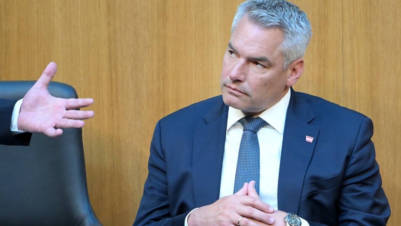 Kanzler wird befragt  Kanzler wird befragt