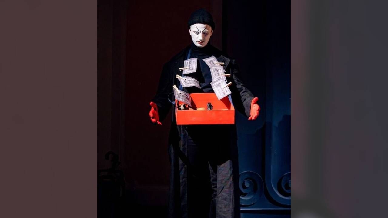 Szene aus „Lumpazivagabundus“ bei den Festspielen Reichenau.  Szene aus „Lumpazivagabundus“ bei den Festspielen Reichenau.