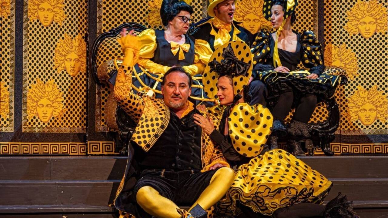 Szene aus „Lumpazivagabundus“ bei den Festspielen Reichenau.  Szene aus „Lumpazivagabundus“ bei den Festspielen Reichenau.