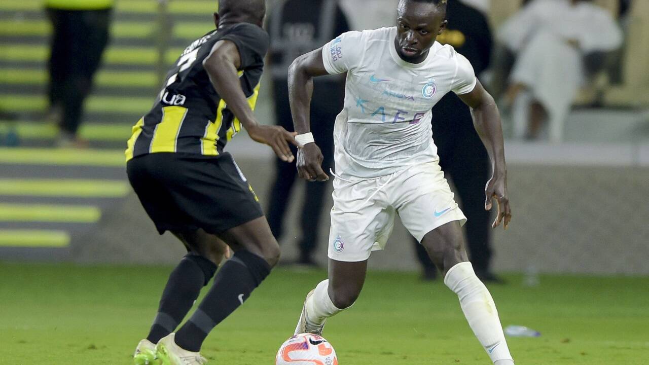 Sadio Mané (r.) soll es aus familiären Gründen wieder nach Salzburg ziehen.  