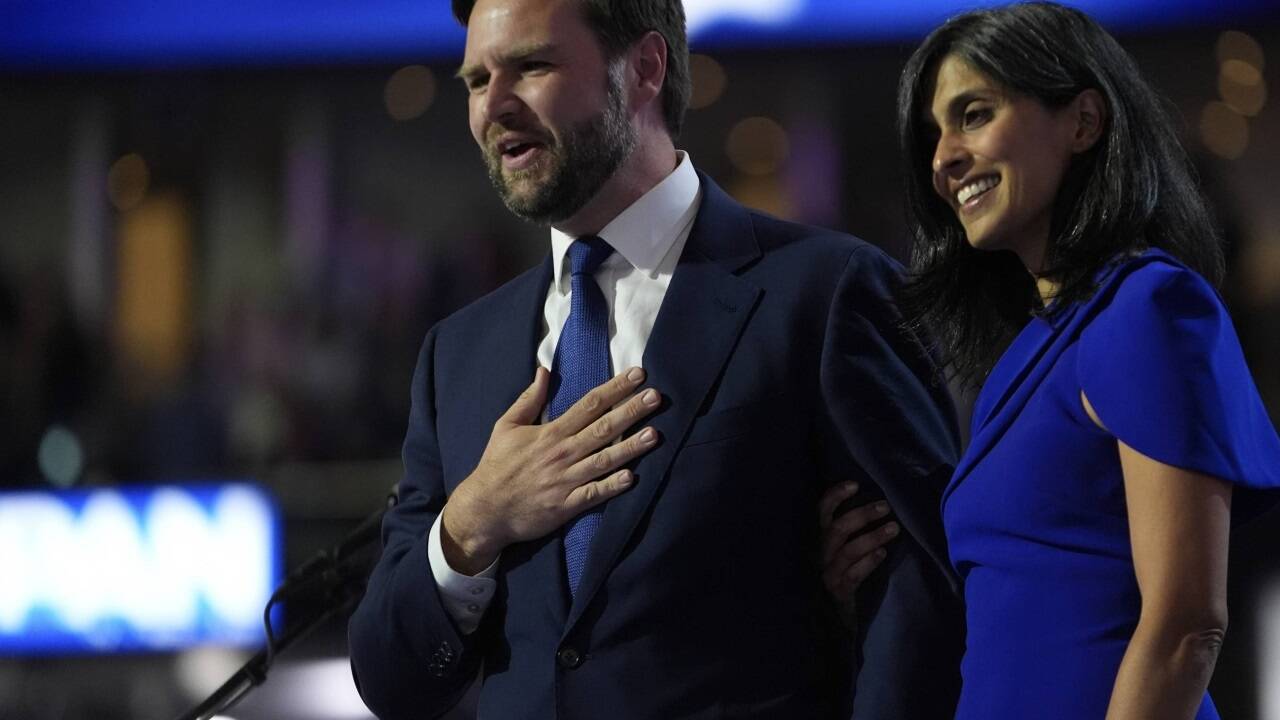 J. D. Vance und seine Frau Usha Chilukuri Vance. 