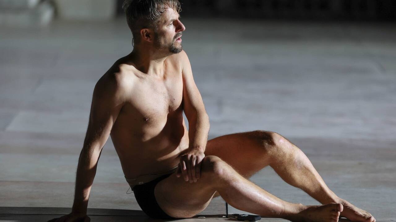 Philipp Hochmair als Jedermann 