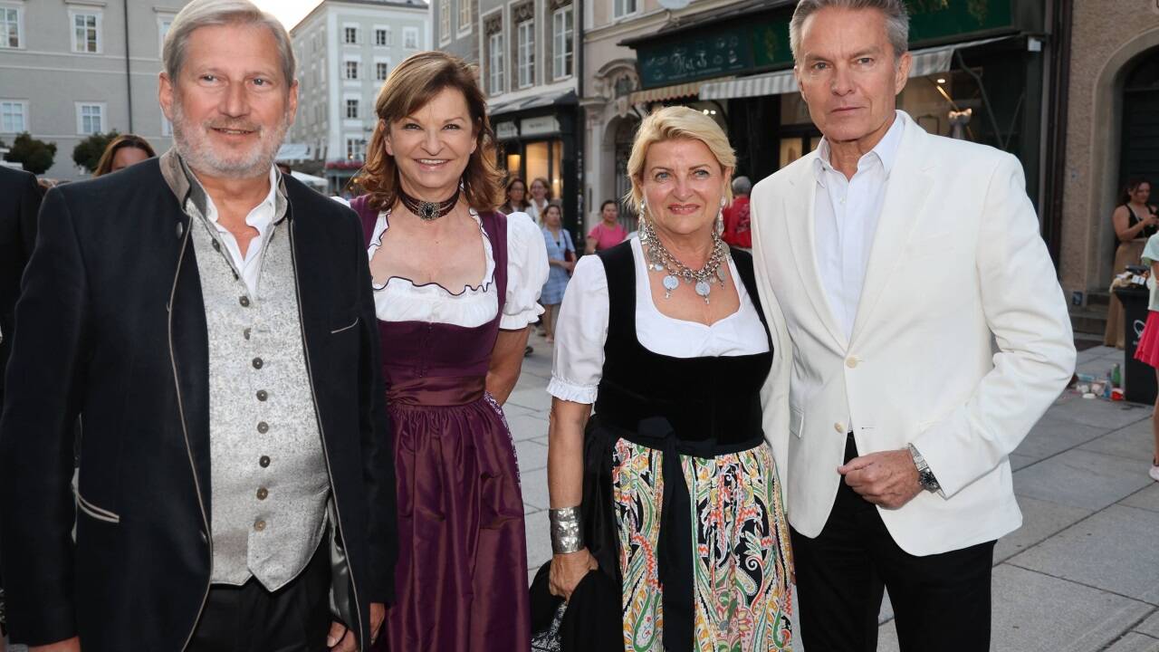 Premierengäste: Johannes Hahn, Susanne Riess-Hahn, Marlies Muhr und Alfons Haider. 