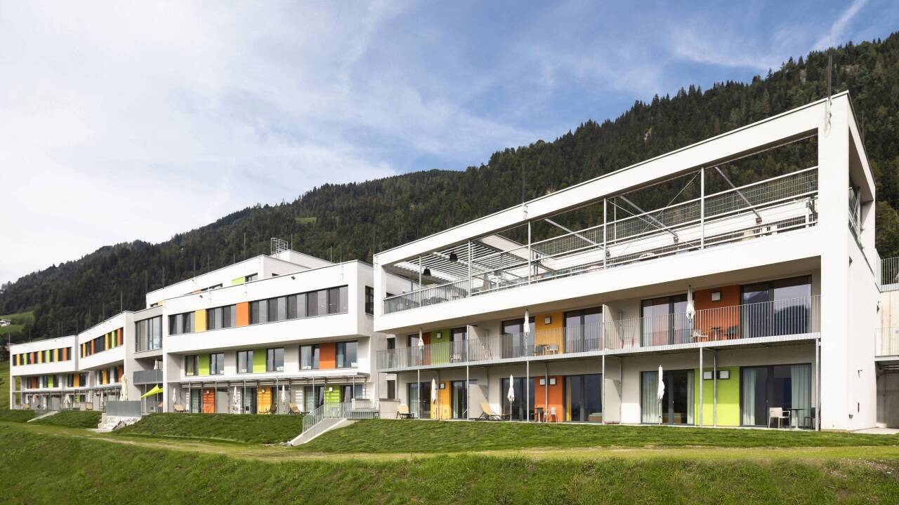 Der Leuwaldhof in St. Veit im Pongau ist die einzige Reha für krebskranke Kinder und Jugendliche in Österreich und bietet etwa 40 Vollzeitarbeitsplätze (Vollzeitäquivalente). 
