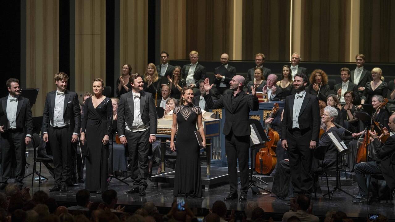 Großer Jubel für das Solistenensemble, Chor und Orchester 