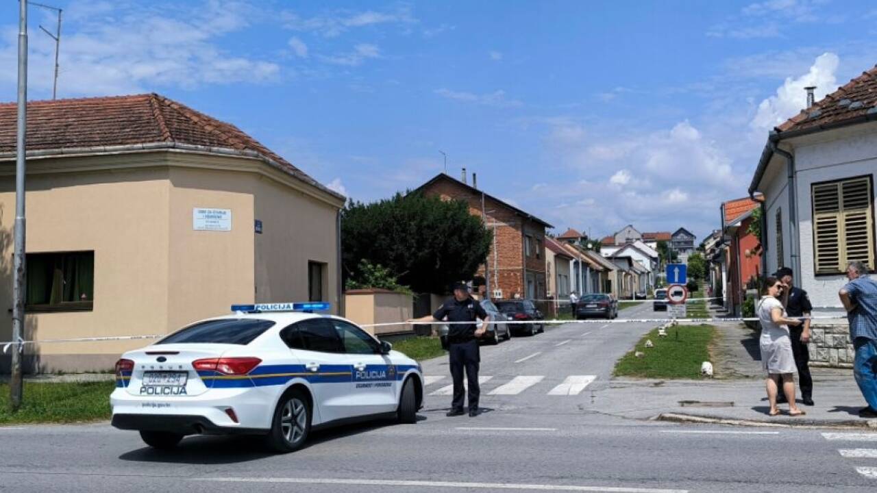 Schusswaffenangriff in kroatischem Altersheim (l.) 