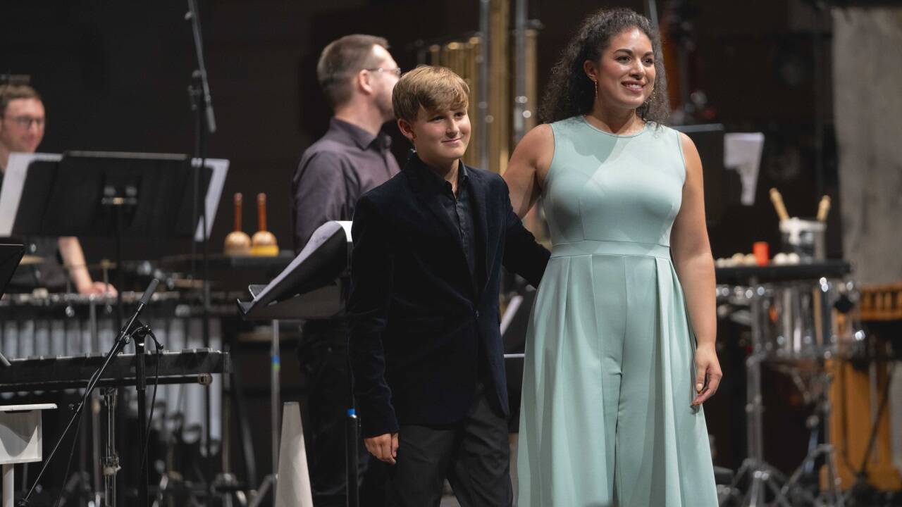 Filip Köpke und Sophia Burgos. 