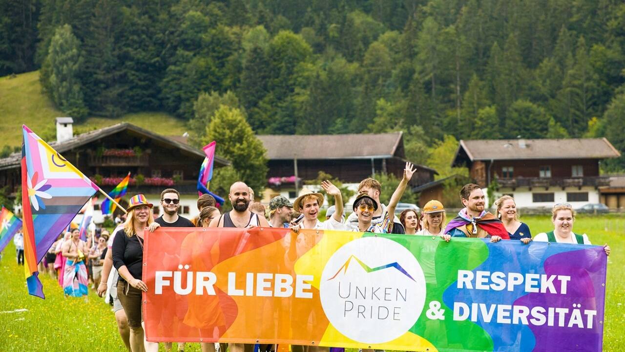 Eine Impression von der Parade durch Unken.  